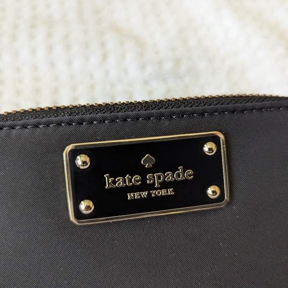 Kate Spade New York Wallet Black Darcy Darci Wilson Road Zip Around Billfold - Picture 14 of 15
